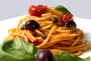 Italian Home food, home restaurant rome, spaghetti alla puttanesca