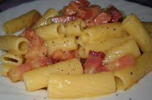 Italian Home food, home restaurant rome, rigatoni alla carbonara